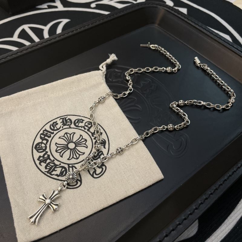 Ch*0me He**ts necklaces